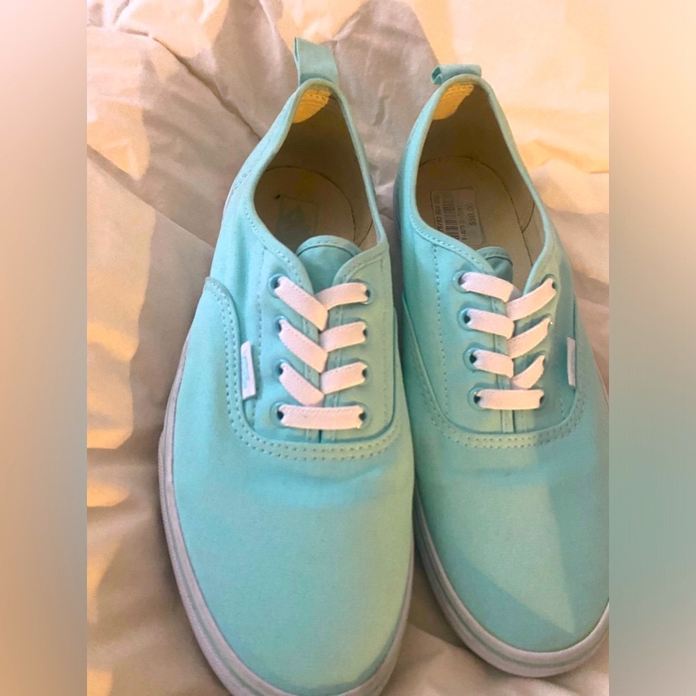 Vans Authentic Shoes - Picture 2 of 8